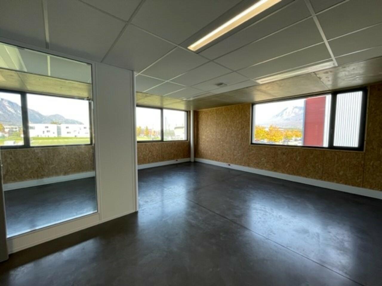 Bureau Motte-Servolex 295m² Location bureau Motte-Servolex Savoie OLBUR2119380 3